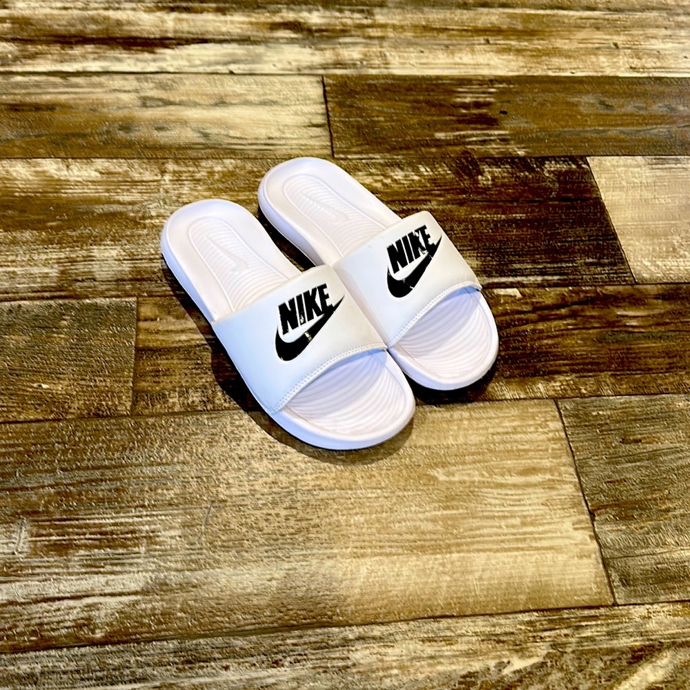 White Nike slides US Size 8